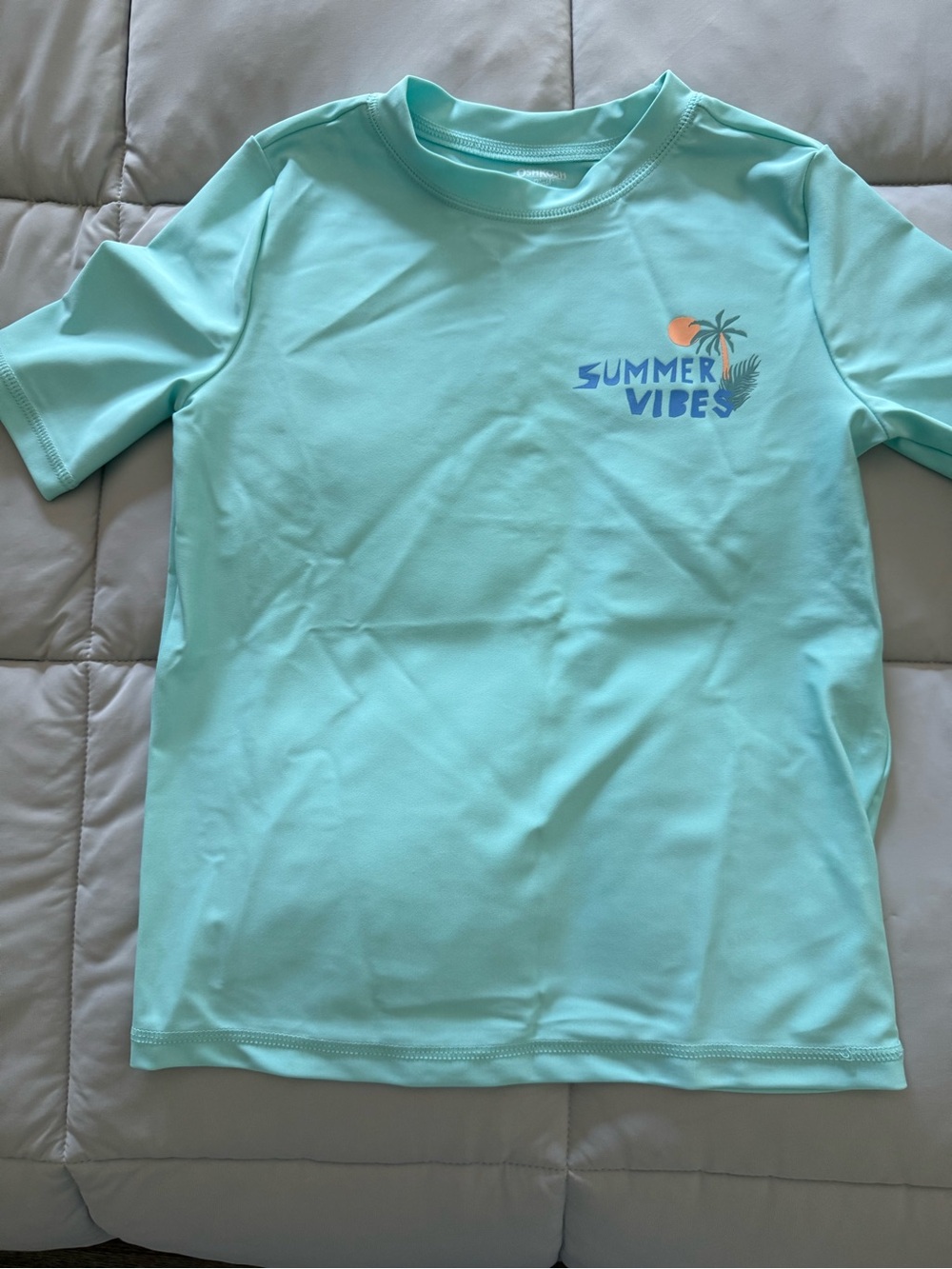 BNW KIDS CARTER SWIM RASHGUARD, SHIRT, SIZE 8Y